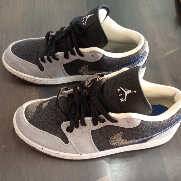 Air Jordan 1 Low SE Crater Men's Size 10.5 Black and Gray Nike Sneakers